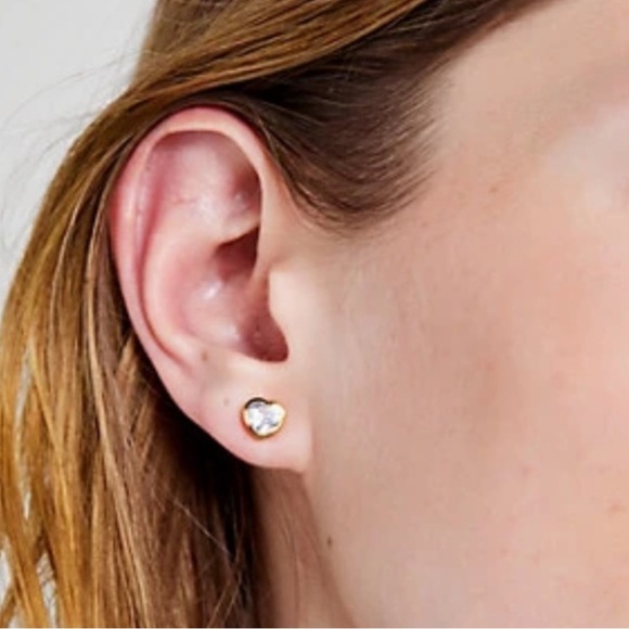 Kate spade ( sale price ) mismanaged love ❤️ stud earrings - Picture 3 of 10